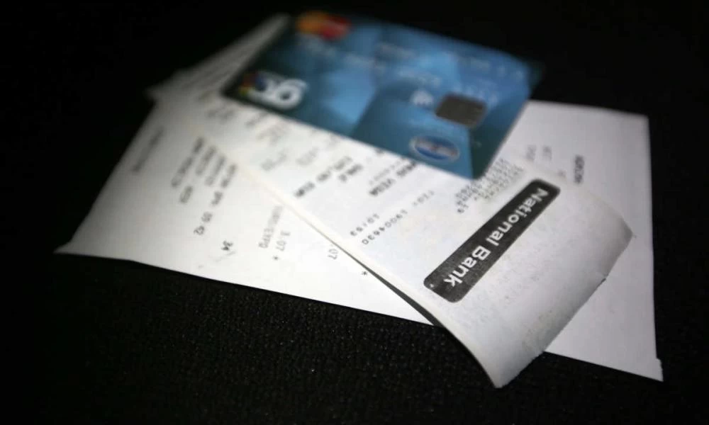 Εφορία: Ποιες ηλεκτρονικές αποδείξεις "περνάνε"